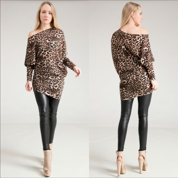 Off-shoulder leopard tunic - Picture 2 of 4